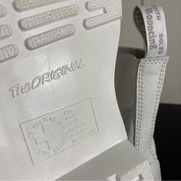 Dr. Martens 1460 PASCAL WOMEN'S MONO LACE UP LEATHER BOOTS - Picture 14 of 16